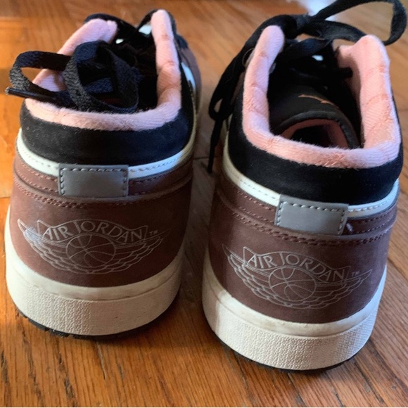 Nike Air Jordan 1 Low Mocha Light Chocolate Crimson Men Size 12 DC6991-200 - Picture 4 of 6